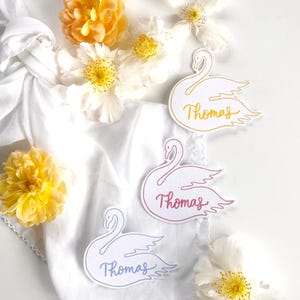 Tarjetas de lugar con forma de cisne, tarjetas de lugar para bodas, tarjetas de lugar para fiestas, caligrafía personalizada, despedidas de soltera, decoración para fiestas, decoración para baby shower