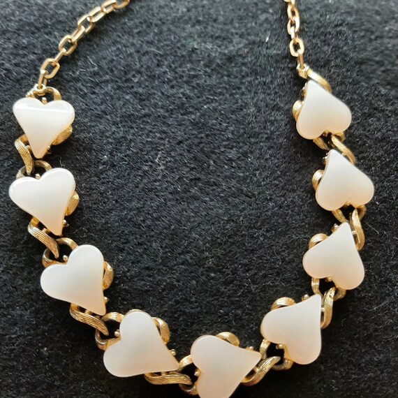 Vintage  lucite heart necklace - image 5