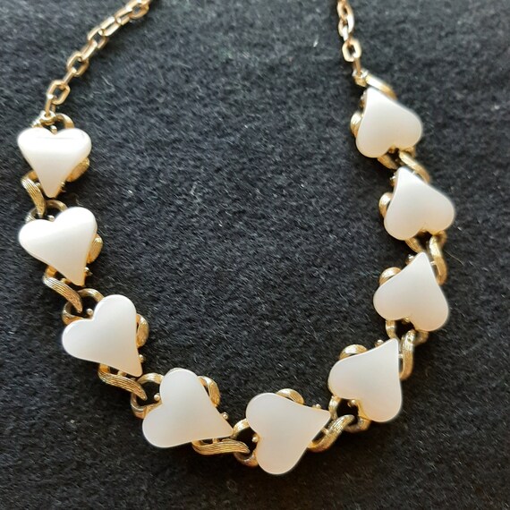Vintage  lucite heart necklace - image 8