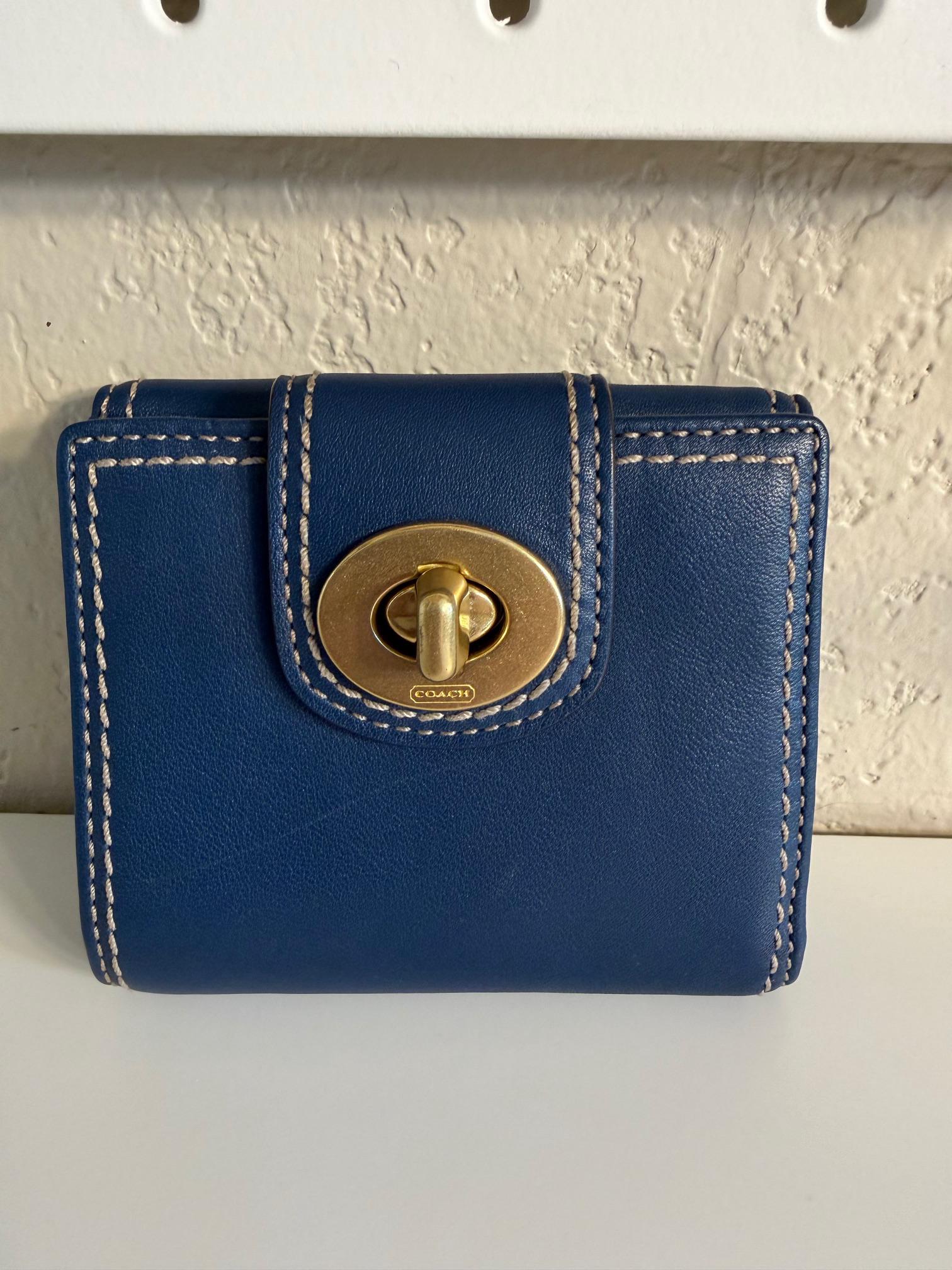 Turnlock Coach Wallet - Etsy