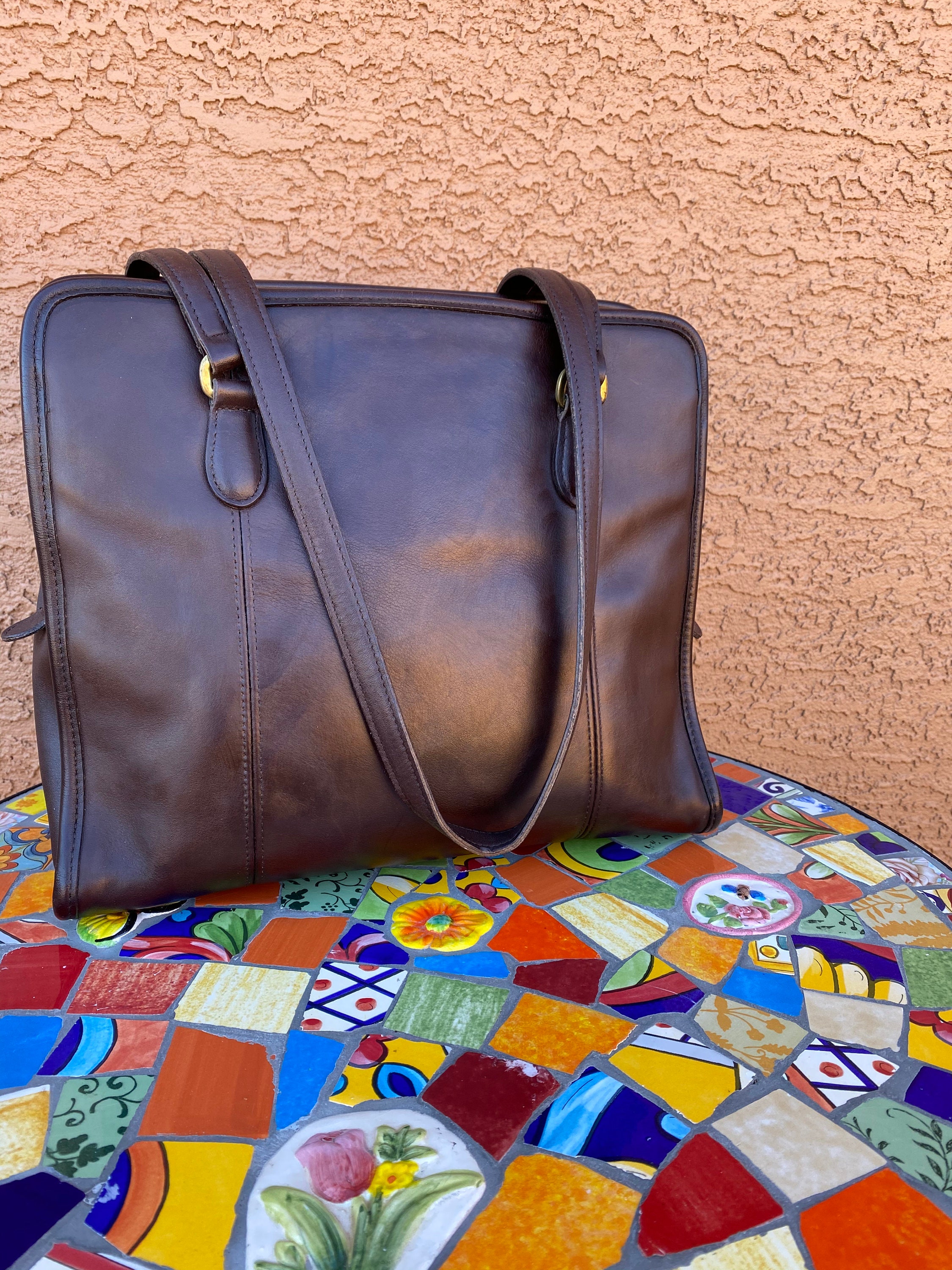Vintage Coach Brown Crossbody Bag | 9872 | Tribeca Shoulder Bag Vintage Coach Brown Crossbody Bag | 9872 | Tribeca Shoulder Bag