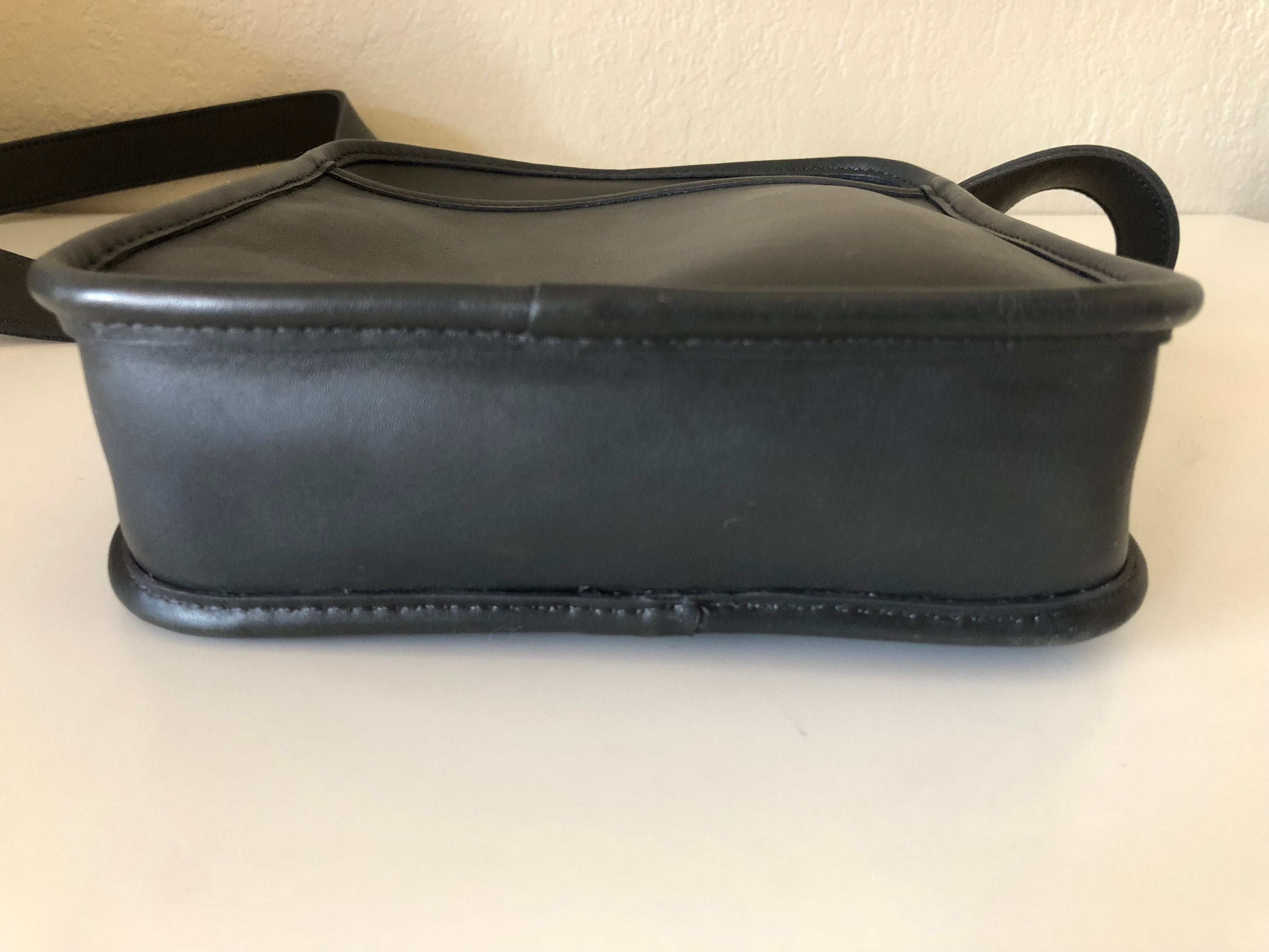 Vintage Coach Coach Camera Bag Coach Bag 9817