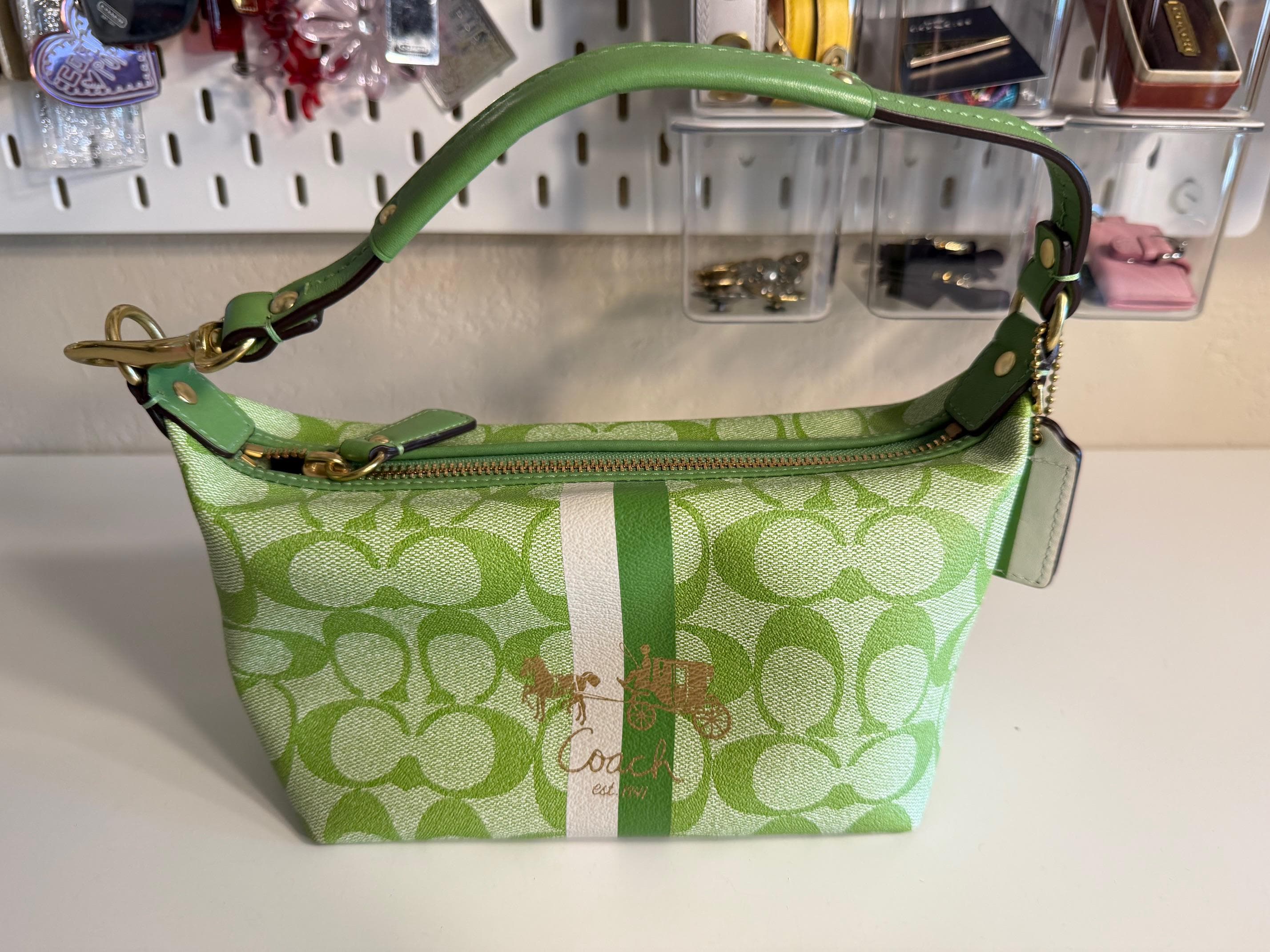 バッグ COACH Y2K Signature green accessorypouch Coach Y2k Green - Etsy