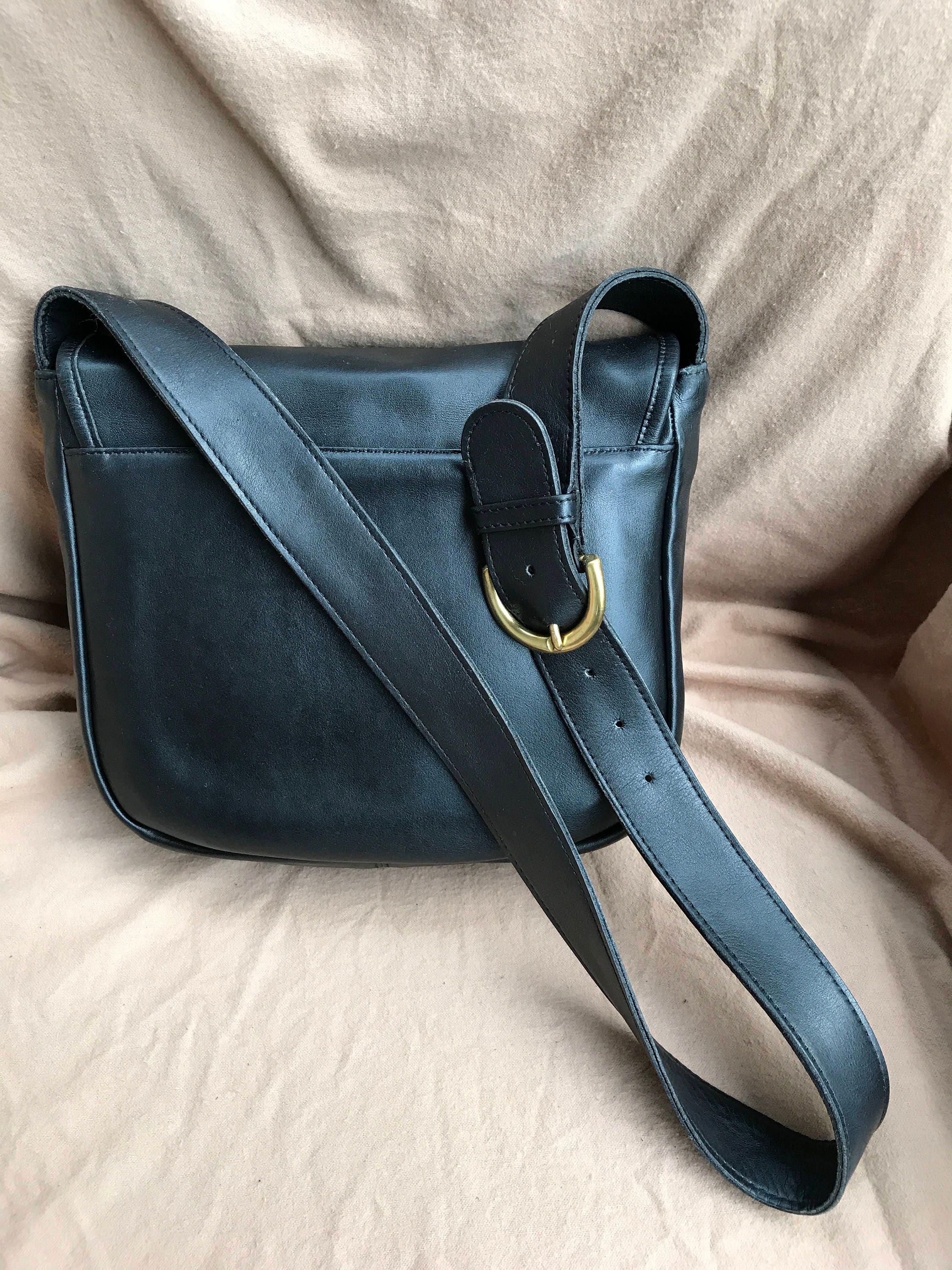 coach buckle bag