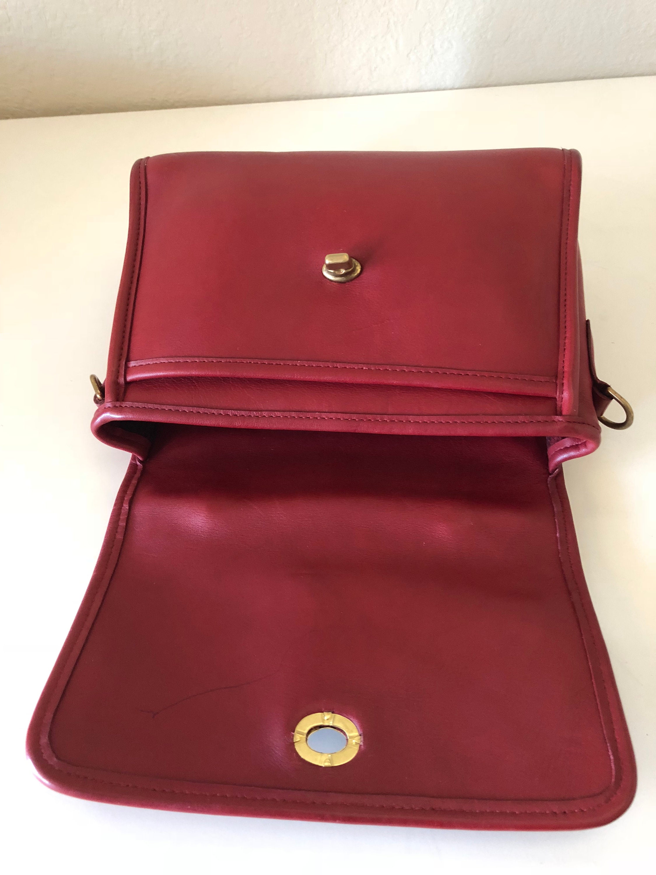 Vintage Coach Coach Court Coach Bag Red 9870 Vintage Coach Coach Court Coach Bag Red 9870