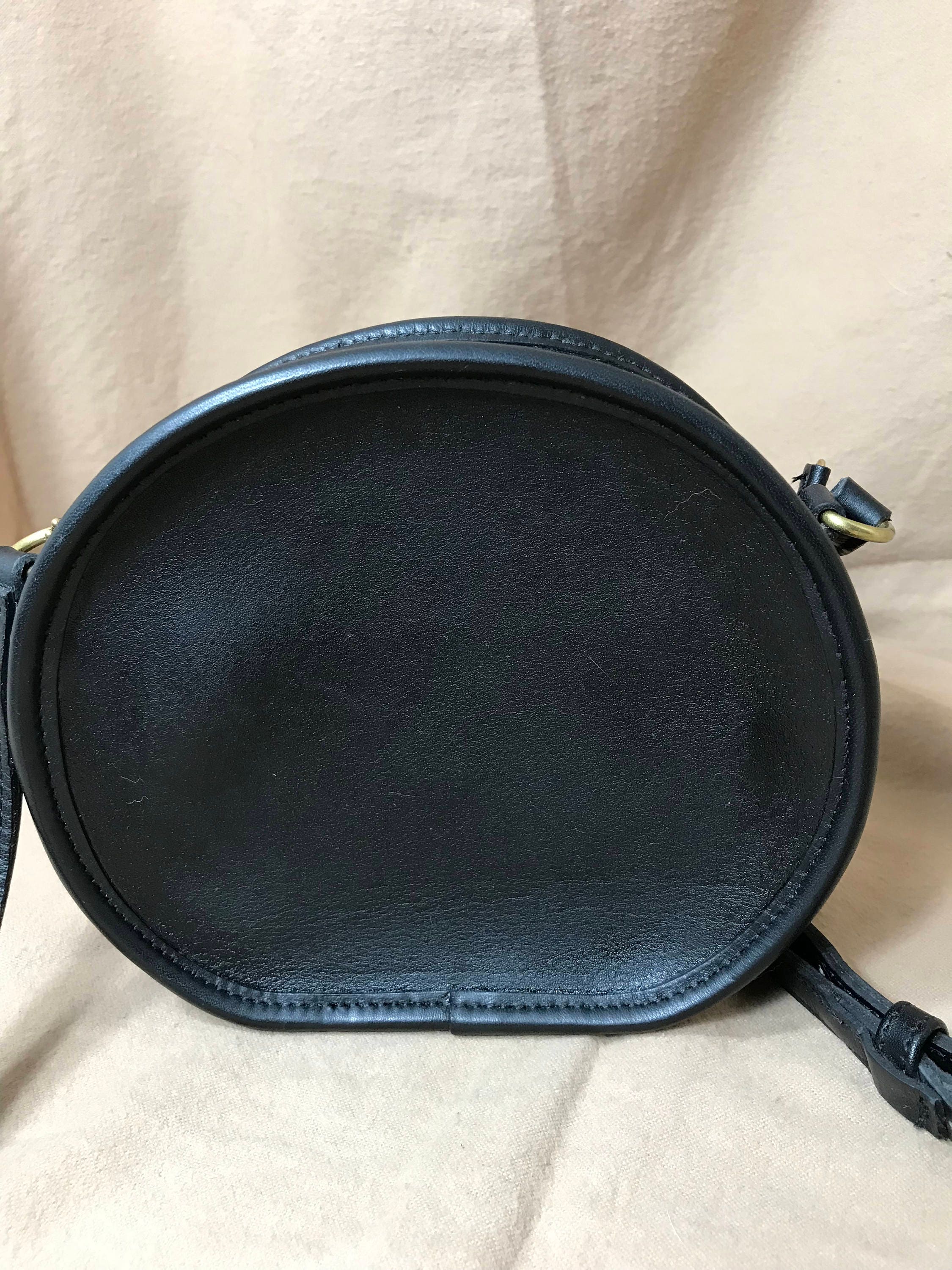 Vintage Coach Coach Bag Chester Canteen Crossbody 9982