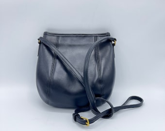 Vintage Coach | Crossbody | Black | 9990