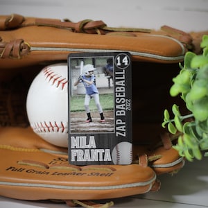 Personalized Metal Baseball Card, Trading Card, Memory Sentimental Gift for End of Season Baseball Softball Team Gifts, Custom Baseball Card