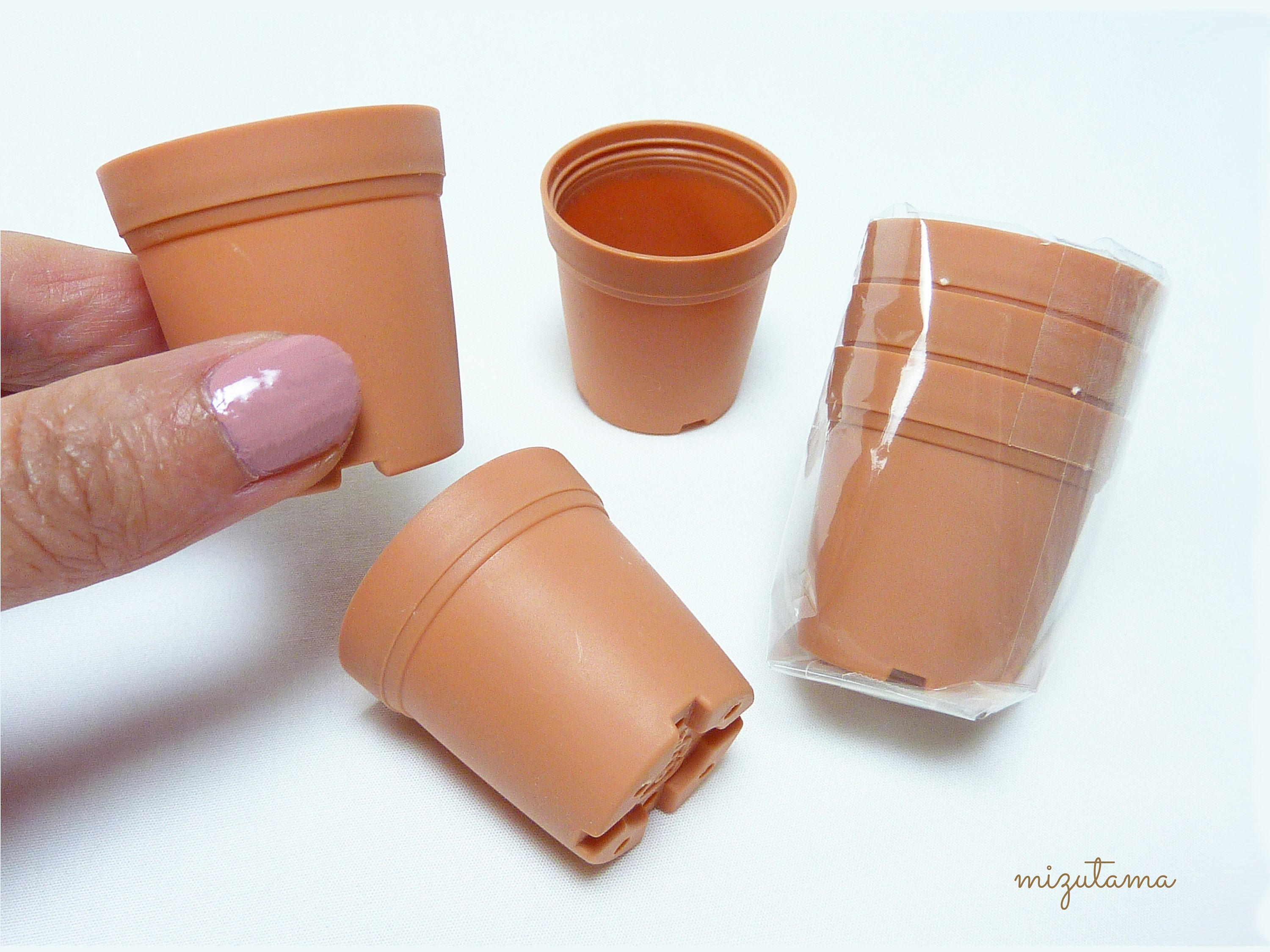 Mini Plastic Flower Pot 35 Mm X 35 Mm Set of 3 Pcs Light Etsy Canada