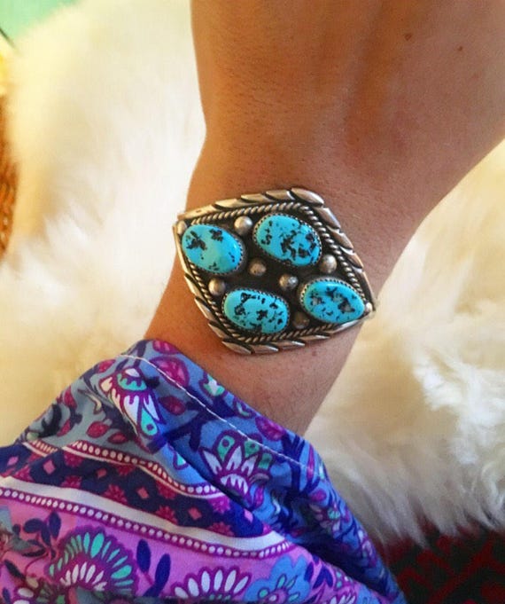 Vintage Native American Turquoise Cuff Bracelet Un