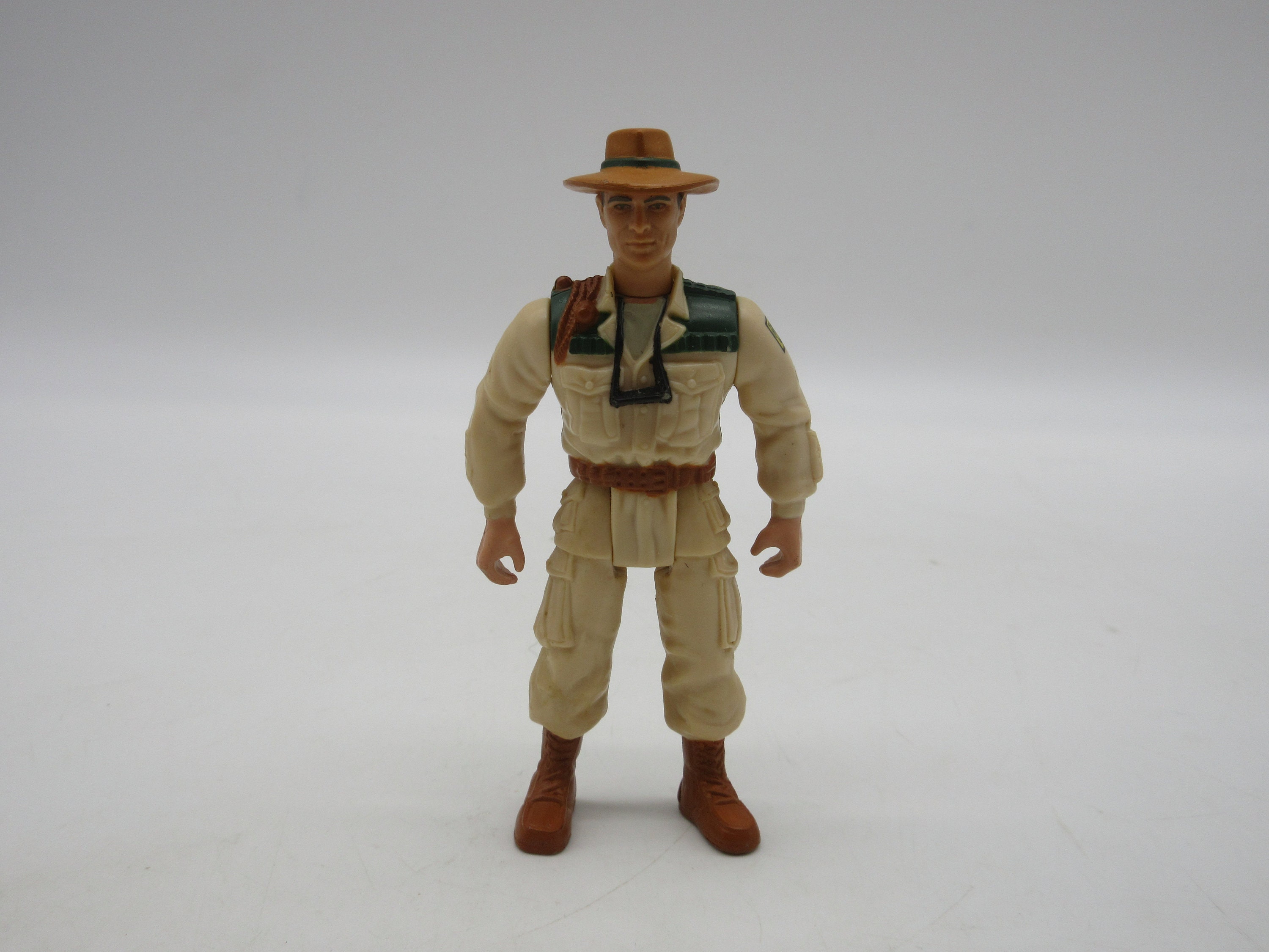 1997 EDDIE - Lost World -  JURASSIC PARK - Hasbro - Lost World - Action Figure - Vintage Toy