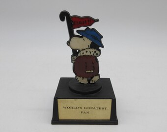 Vintage 70s Aviva Peanuts Snoopy World's Greatest Secretary Award
