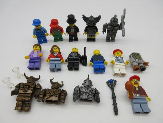 Lot de mini figurines LEGO vintage 12 -  France