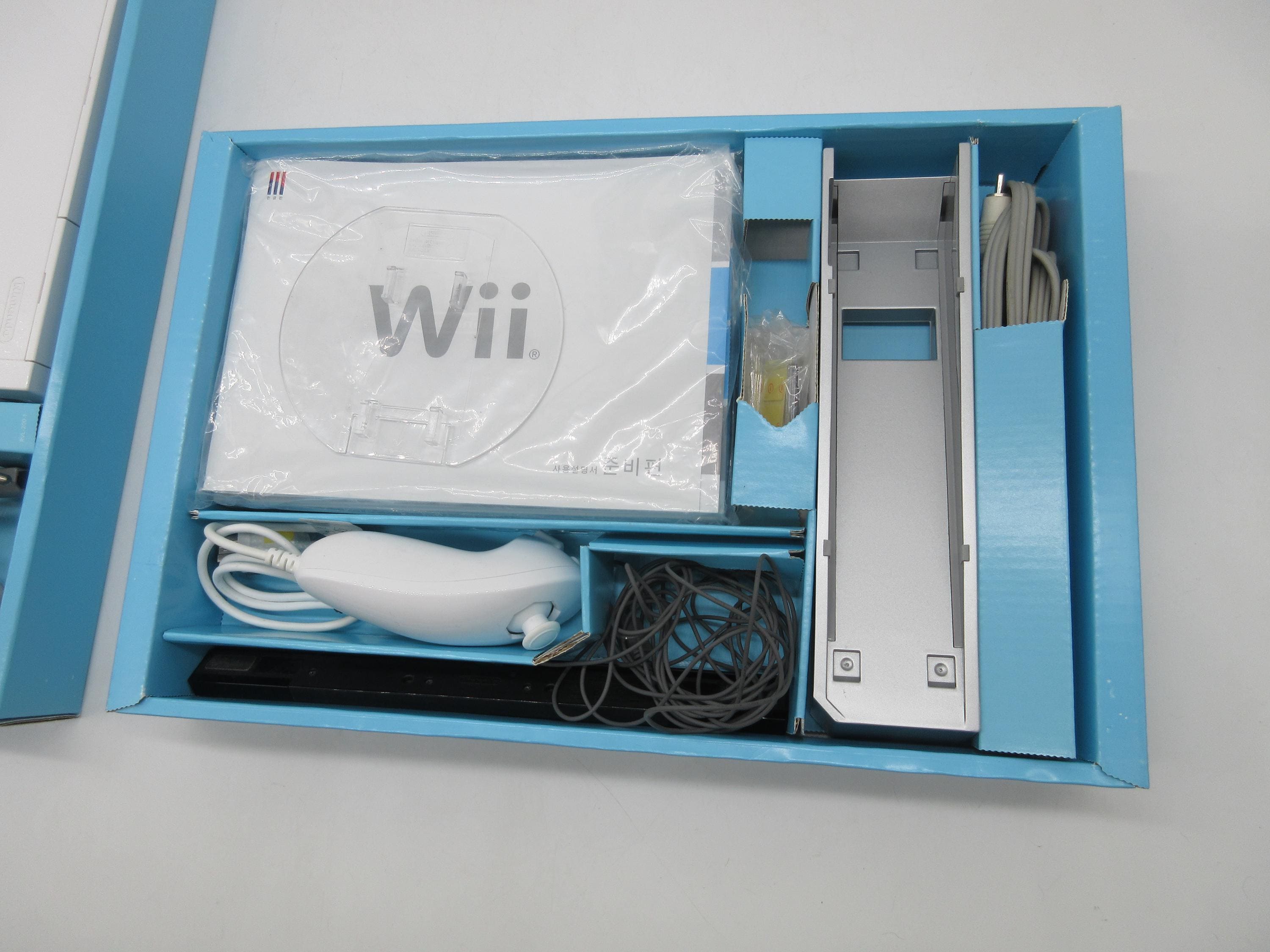 希少な日本製ニンテンドーWii本体 - 付属品完備 - 現状渡し - Etsy 日本