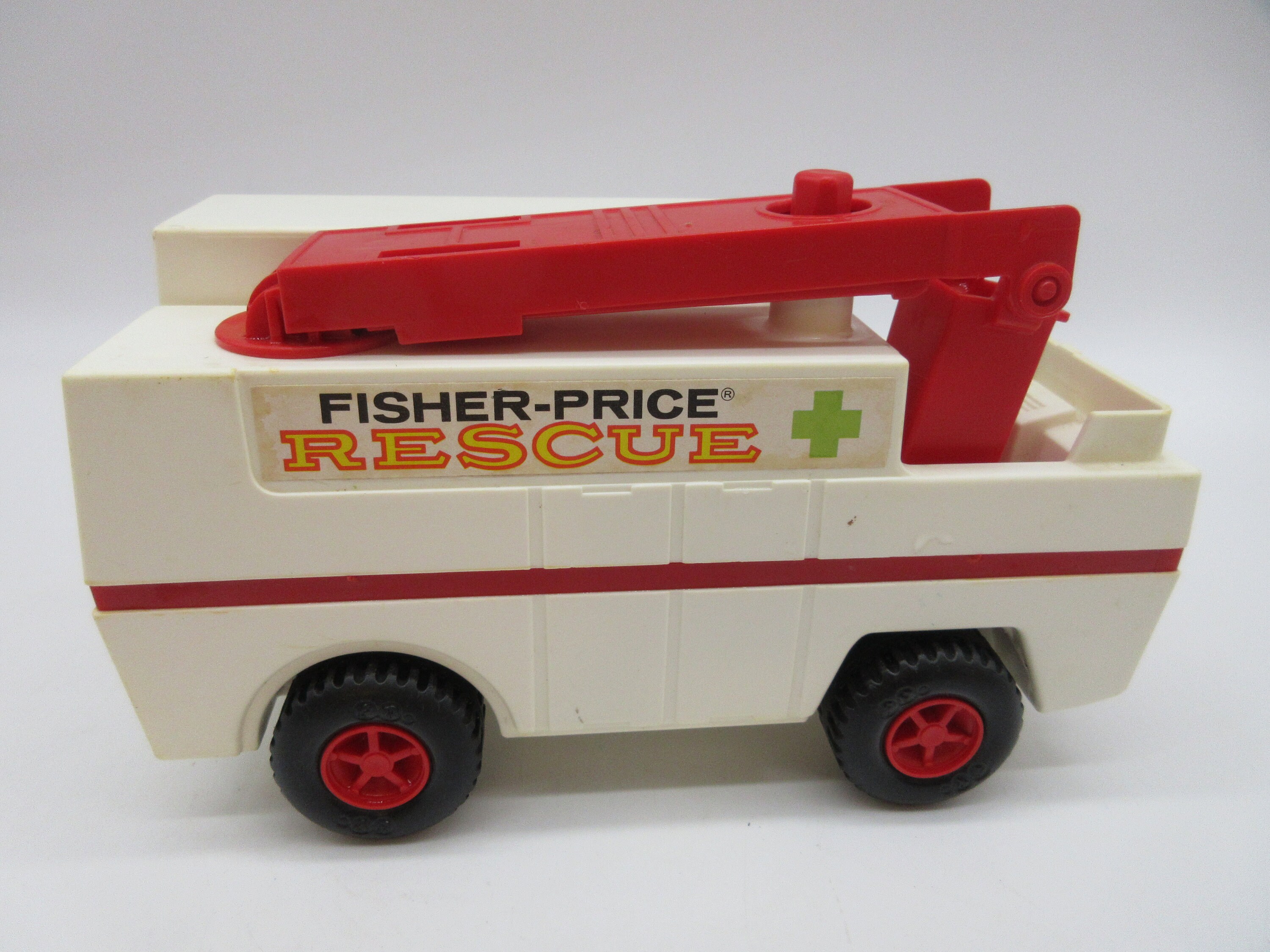 【希少品】Fisher-Price RESCUE 消防車 1974年製おもちゃ 1973 RESCUE TRUCK Fisher Price - Little People - Adventure People