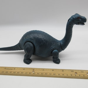 1987 BRONTOSAURUS by HG Toys 8&quot; - Dinosaur  - Action Figure Toy