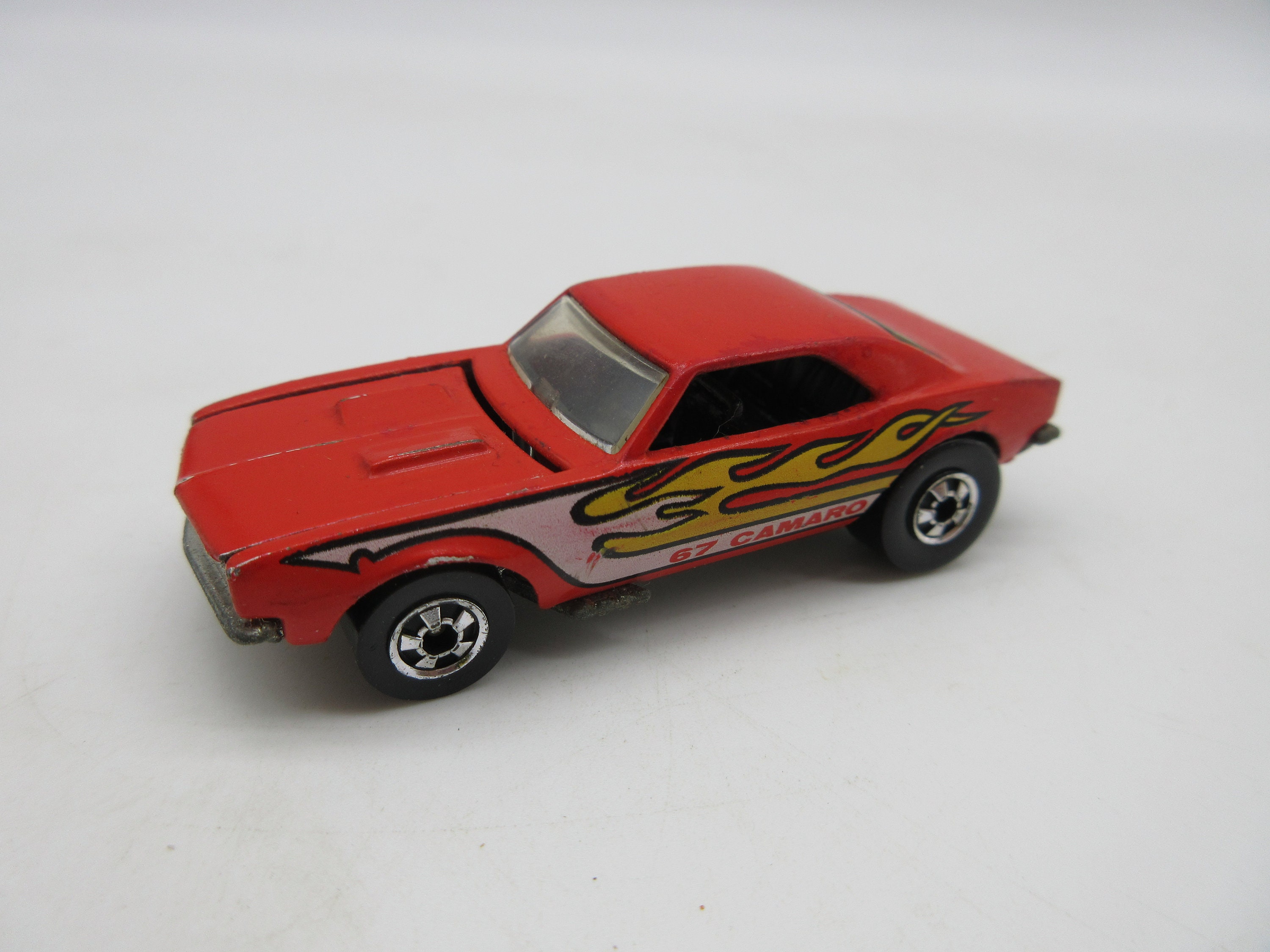 1982 '67 CAMARO W/ Flames - Hot Wheels - Diecast Lesney
