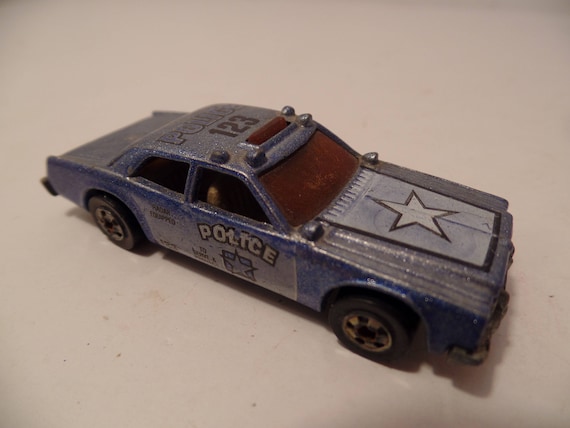 hot wheels 1977 police car 123