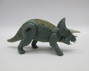 2001 JURASSIC PARK Tracking Triceratops - Hasbro - Lost World - Action Figure - Vintage Toy