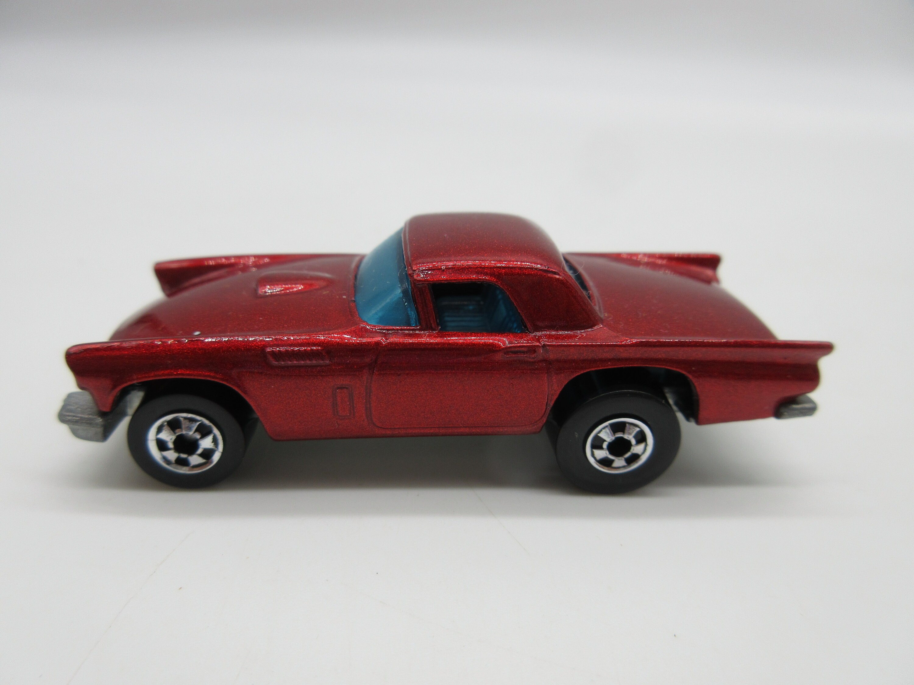 1981 57' T-Bird - Red - Blackwall - Hot Wheels - Diecast Vintage
