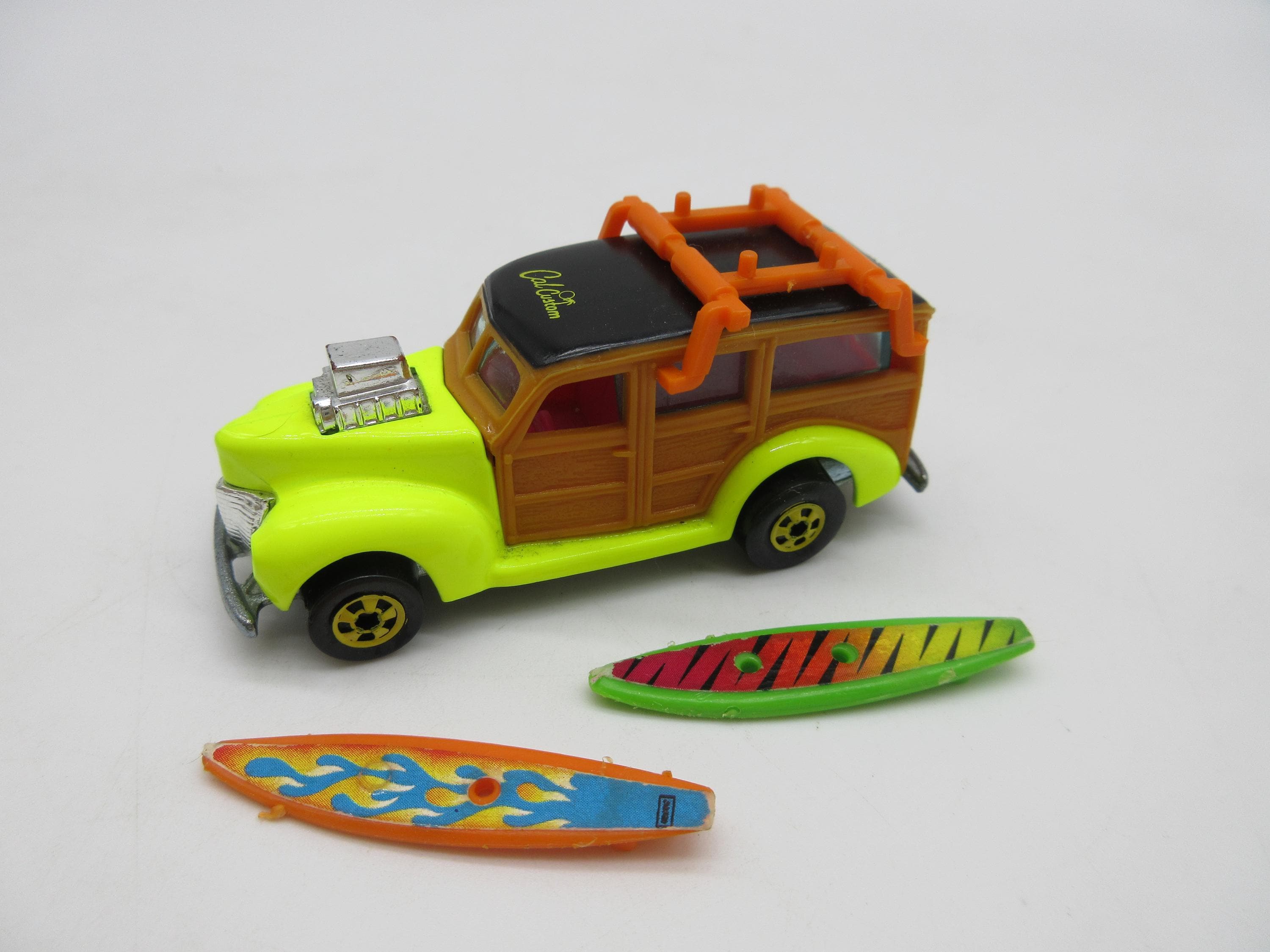 1990 *rare* Yellow Woody W/ Surf Boards - Cal Custom - Hot