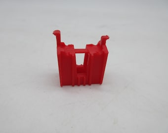 1986 Terror Claws or Flying Fist Red Clip Part  - HEMAN Action Figure (Motu) Masters of the Universe (He-man)