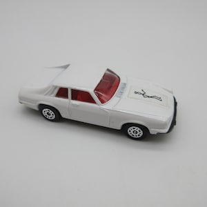 Corgi jaguar - Etsy 日本