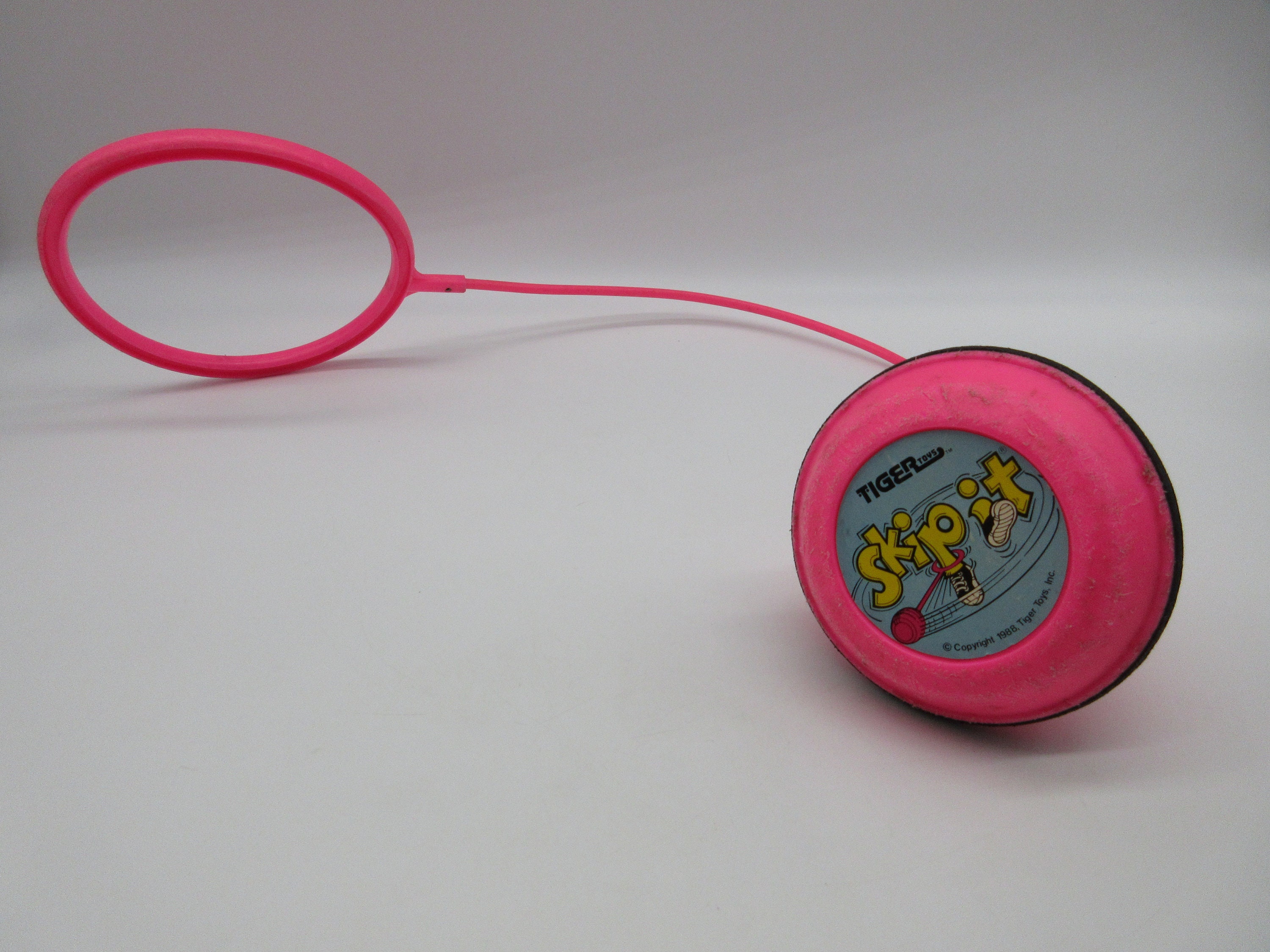 1988 SKIP IT by TIGER Pink Skip-it 