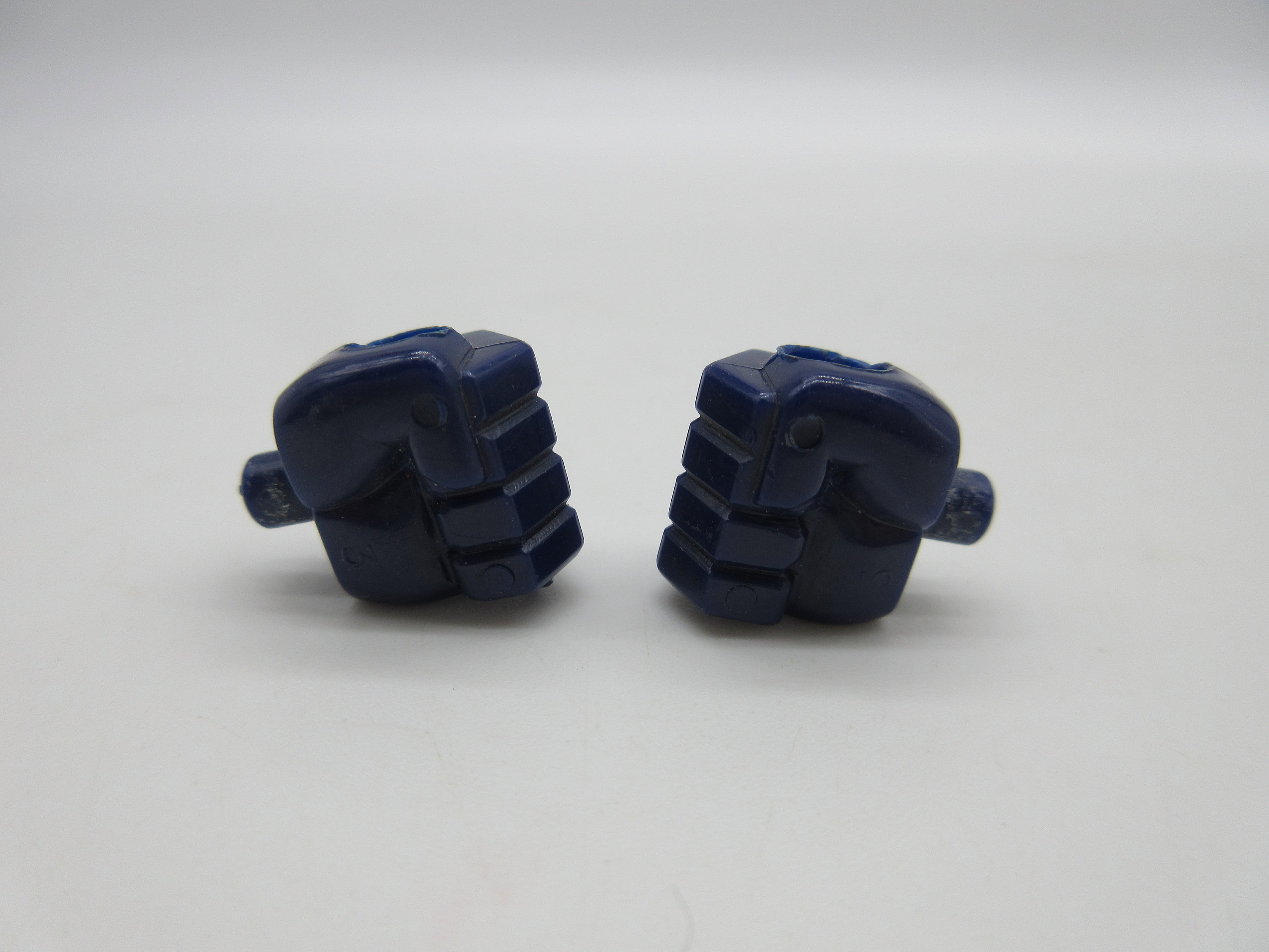 1984 Optimus Prime Fists Left Right Blue Hand Part G1  Transformers Action Figure (Hasbro) Autobot Decepticon