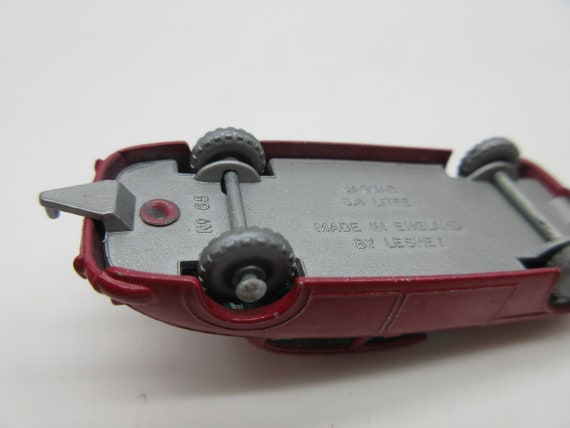 ミニカー MATCHBOX Jaguar 3.8 Sedan 65 Matchbox Models 65 Jaguar 3.8 Sedan - QDT