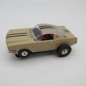1960&#39;s Mustang Fastback &#39;65 / Hardtop (Tan) - Aurora Slot Car - Thunderjet - T-jet - HO - Sold As Is
