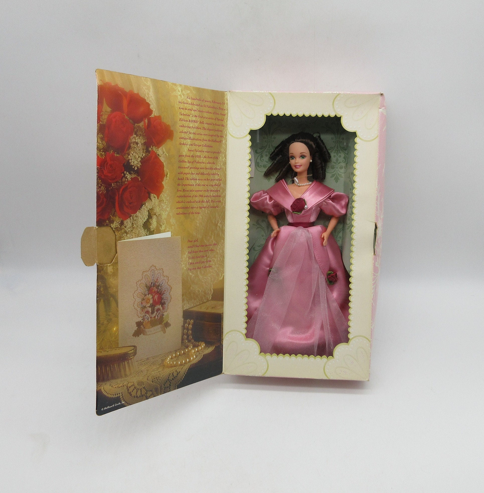 1995 Valentine Barbie - Etsy