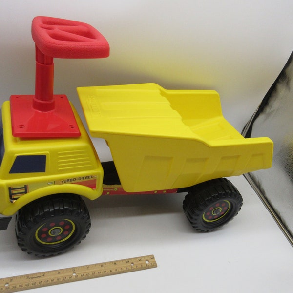 1984 *RARE* TONKA Mighty Riders Dump Truck w/ Box - Ride On - The Tough Ones - Pressed Steel - Diecast