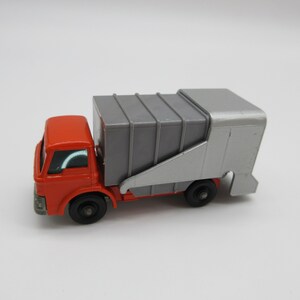 1967 Refuse Truck #7  - MATCHBOX Diecast Lesney Superfast Vintage