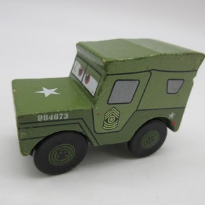 2001 SARGE Wooden Disney Cars VW Bus -  Thomas The Tank Engine - Wooden Magnet - Curve Train (by ERTL) Die-cast - Britt Allcroft Diecast