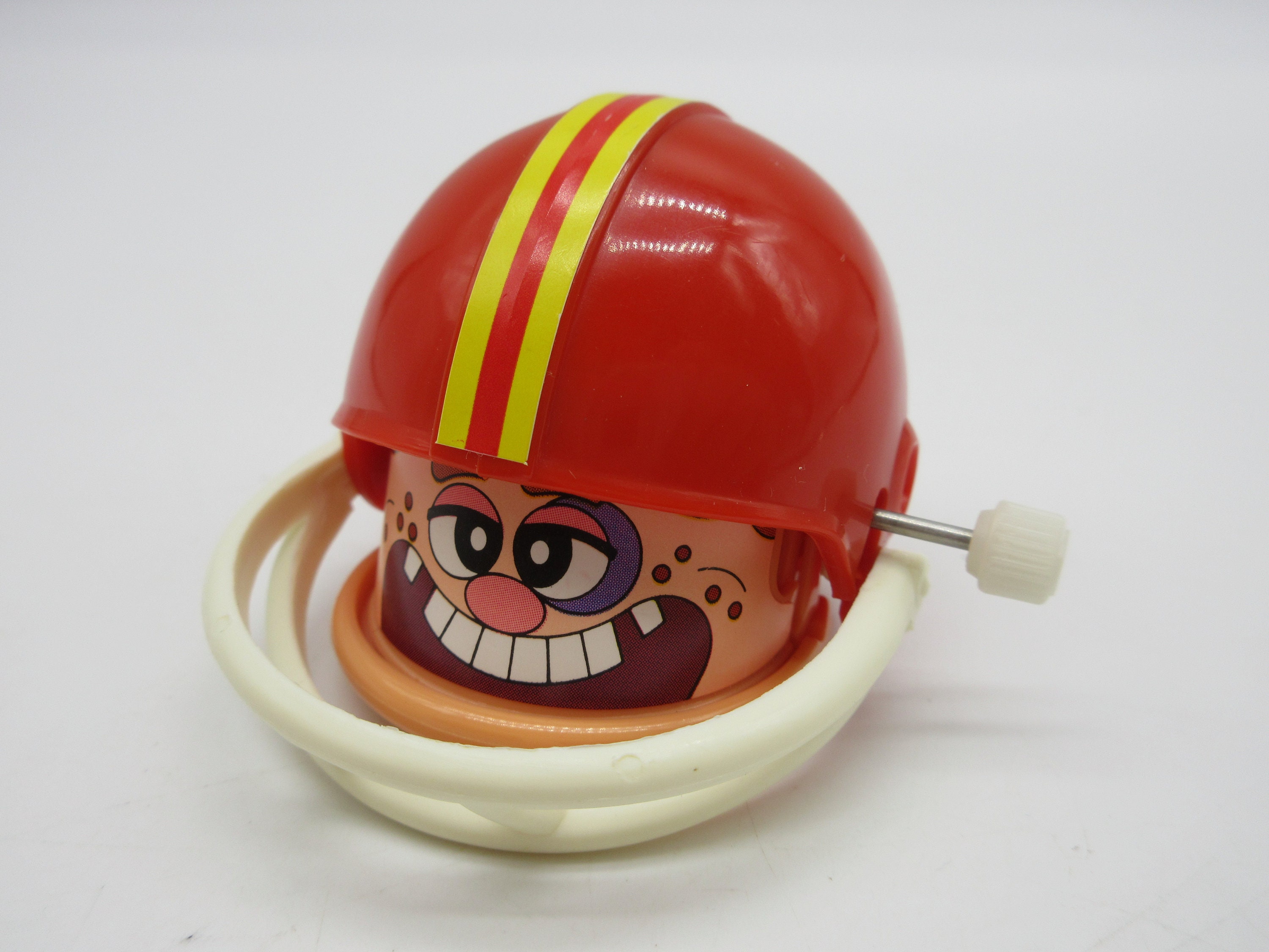 80s sci fi robot football helmet dump truck Transformers NFL Green Bay Packers Tundra Prime 5.5-Inch Action Figure Changes from to Helmet, Toys for Ages 8+ : Sports & Outdoors Vintage 80s MC Toy Mega
