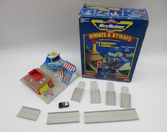 Micro Machines Highways & Byways COUNTRY JUNCTION 1991