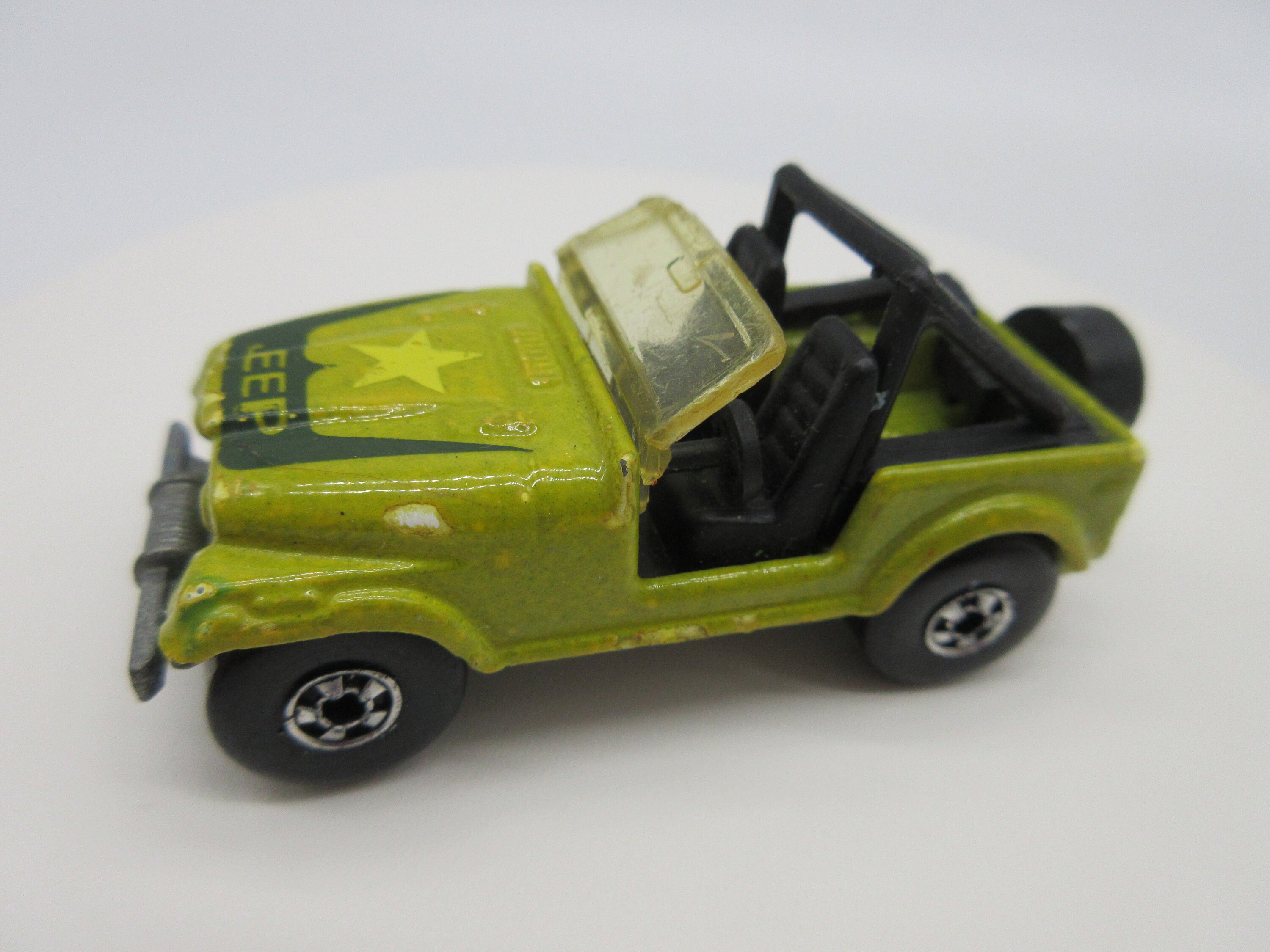 1981 Jeep CJ7 Military Farbwechsler Hot Wheels Diecast Vintage