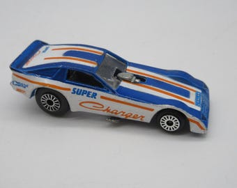 1977 ARMY Funny Car - Don Snake - Hot Wheels - Die-cast Vintage