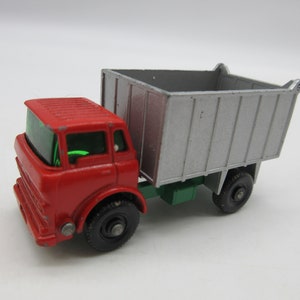 1965 GMC Tipper Truck #26 MATCHBOX Diecast Lesney Superfast Vintage