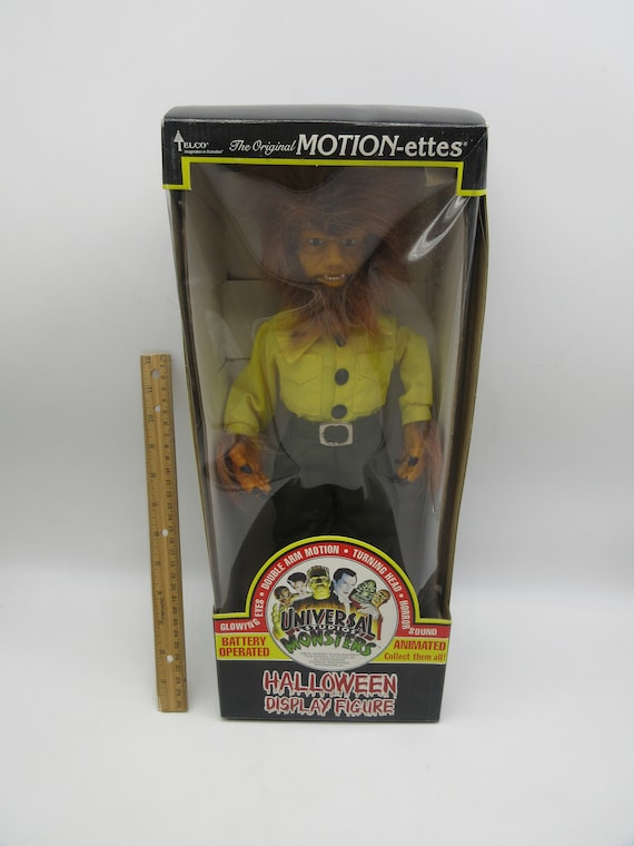 1992 the WOLFMAN - Universal Monsters - Battery Operated