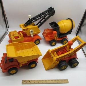 1970&#39;s HUSKY Fisher Price Construction Vehicles - Cement Truck - Dump Truck - Crane - - Little People - Adventure People  - Accessories Part