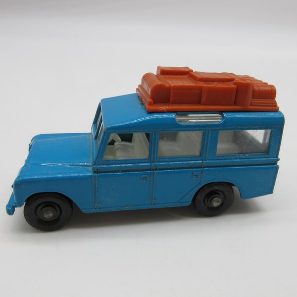 1967 Land Rover Safari #12  - MATCHBOX Diecast Lesney Superfast Vintage