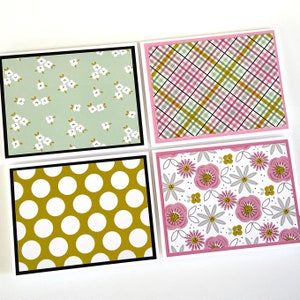 Set von (4) - leere 4-1 / 4 "x 5-1 / 2" (A2) All-Occasion-Notizkarten mit weißen Umschlägen