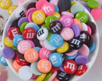 20pc- Assorted Kawaii M&M Chocolate M Beans Resin Flatback Cabochons Novelty Artificial Opaque Candy Fake Food Embellishments For Crafts