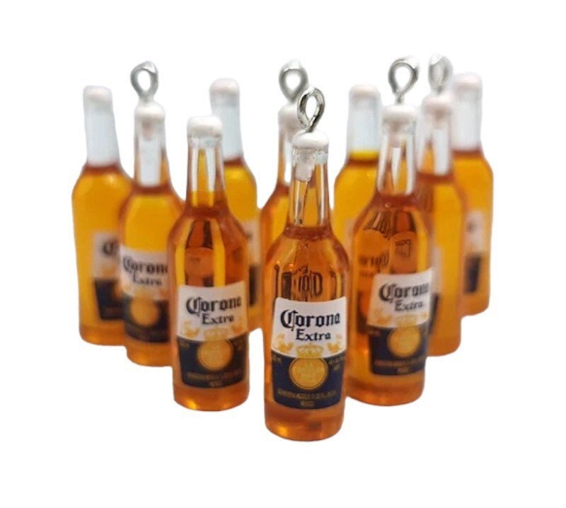  HONMEET 4 Sets Wine Bottle Toy Pendulum Gifts Under 25 Dollars  for Adults Fun Gifts Cute Mini Bottles Miniature Wine Glasses Miniature  Beer Bottle Cake Toppers Cake Toy Goblet Resin Drinks 