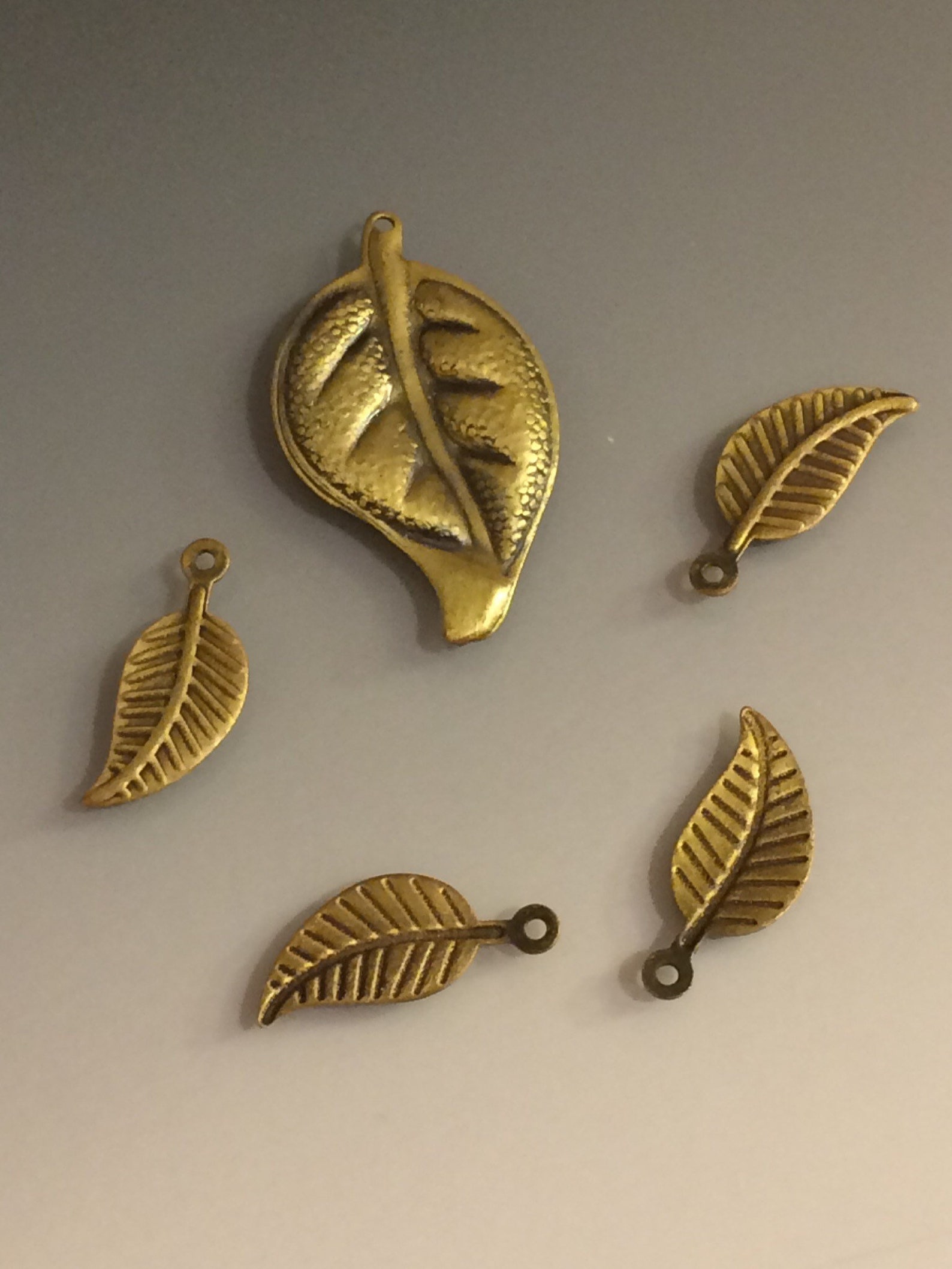 14pc/lot 12mm Antique Gold Plated Brass Raised Leaves Stamped - Etsy