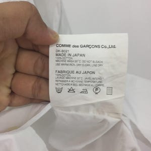 Puede incluir: Un letrero de madera r&uacute;stica con el texto "Welcome to our home" en letras blancas. El letrero presenta un acabado envejecido y un dise&ntilde;o sencillo y acogedor, ideal para la decoraci&oacute;n de la entrada.