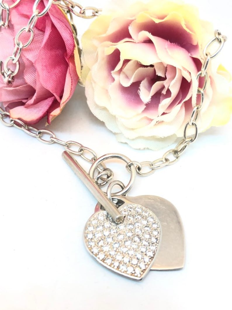 Sterling silver 16 inch T bar chain sparkling heart pendant necklace