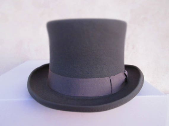 groom hat